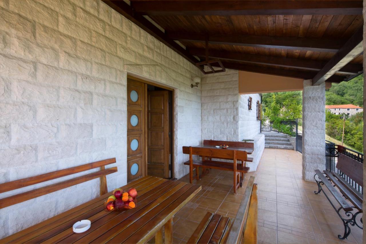 Villa Robinson Petrovac Екстер'єр фото
